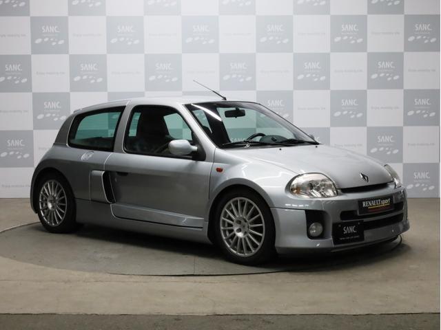 2001 Renault Clio V6 [ECC-293]