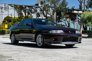 1995 Nissan Skyline Midnight Purple GT-R V-Spec R33 [ECC-243]