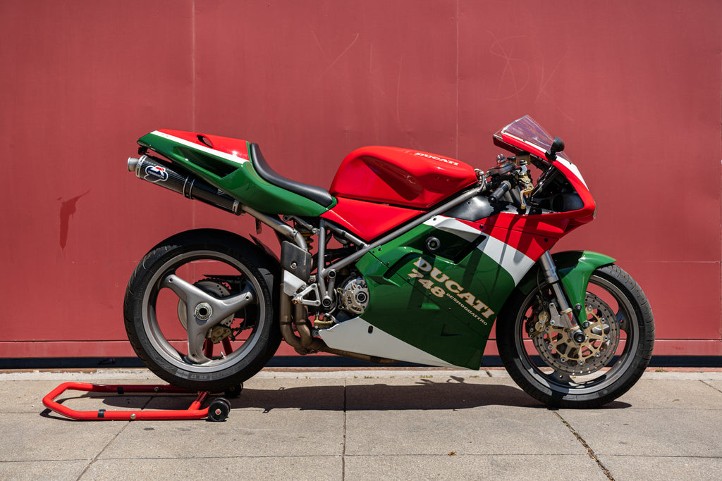 2001 Ducati 748 "Tricolore" [ECC-199]